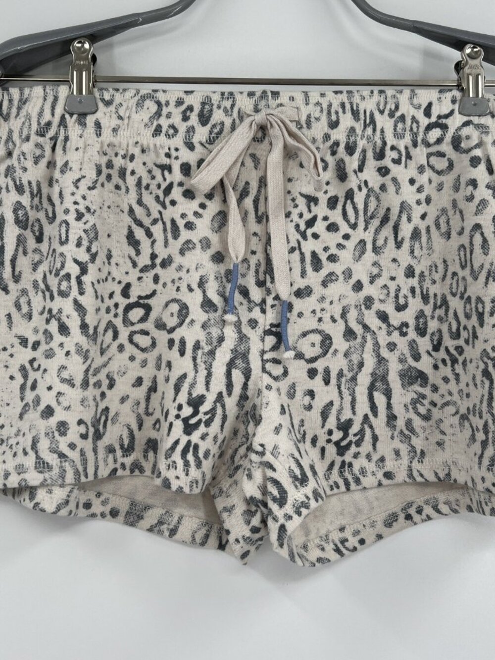 PJ Salvage Peachy Party Leopard Print Pajama Shorts sz M Oatmeal RXPPS NWT